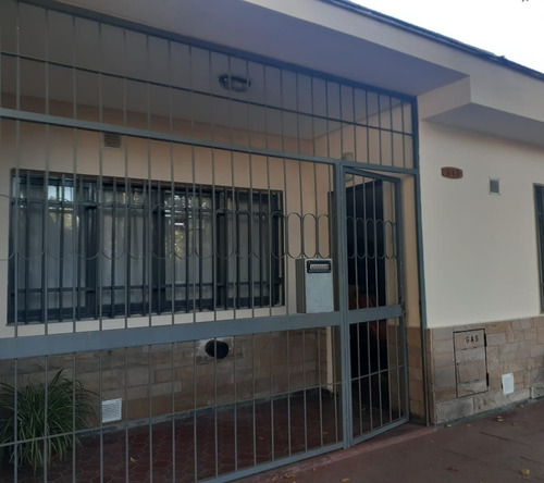 Casa Adyacente Al Polimeni