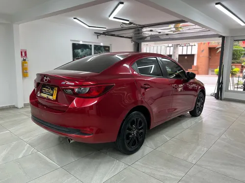 Mazda 2 Grand Touring LX AT 2022