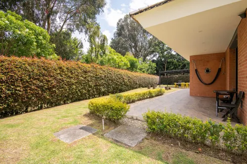Casa En Venta En Guaymaral. Cod V9884