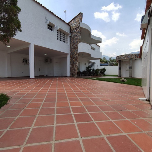 Imagen 3 de 21 de Noreida Delgado +58 414-1431887 / Casa Moderna En Venta La Lopera San Diego Valencia.