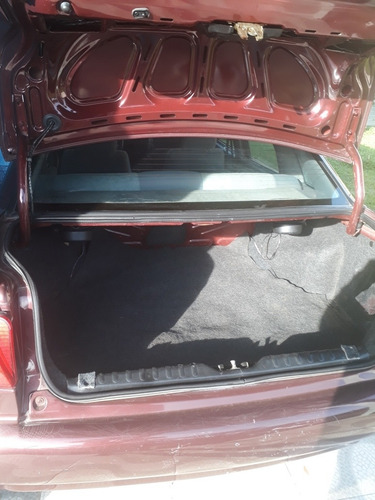 Volkswagen Santana 1.8 4p Gasolina 1999
