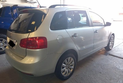 Volkswagen Suran 1.6 Trendline 11b 2012