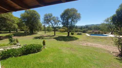 Imagen 7 de 30 de Casa Venta Villa General Belgrano 3 Dormitorios 4 Baños Gran Parque 2 Hectáreas Piscina Caballeriza Quincho Gran Vista
