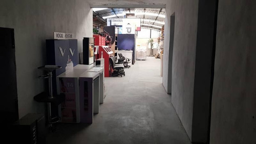 Imagen 4 de 17 de Excelente Inmueble Comercial Con Deposito Y Oficinas