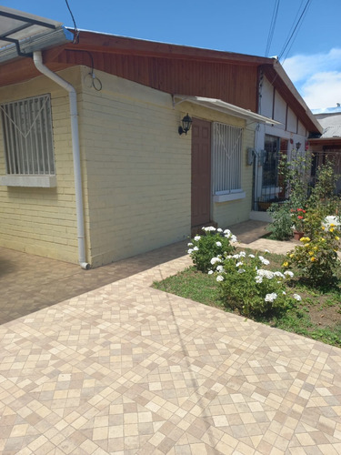 Hermosa Casa Remodelada En Villa Imperial