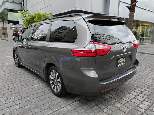 Toyota Sienna 3.5 Xle Piel At