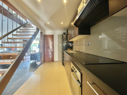 Casa En Arriendo De 3 Dorm. En Vitacura