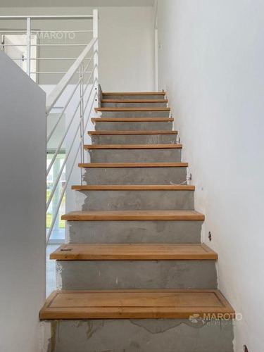 Imagen 25 de 30 de Casa En Venta En Barrio El Canton - Maroto Propiedades