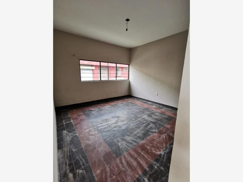 Imagen 4 de 12 de Oficina Comercial En Renta Irapuato Centro