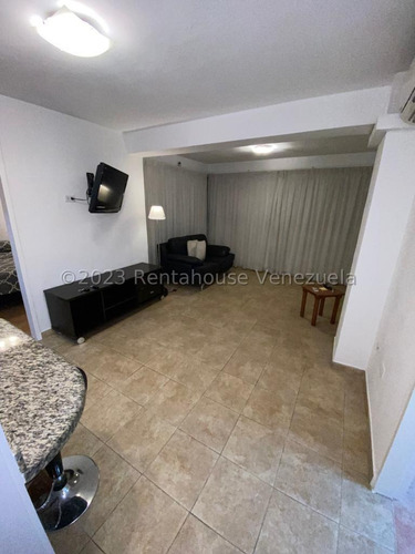 Apartamento En Alquiler Sabana Grande 23-30116 Fabricio Liaz