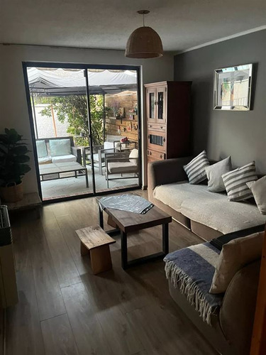 Casa En Arriendo De 3 Dorm. En Las Condes