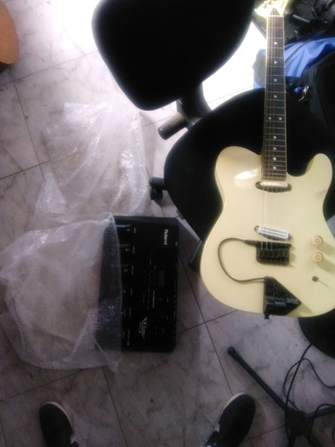Guitarra Fernández Telecaster Modificada Superficialmente.