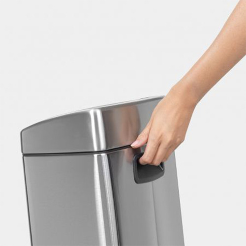 Bote para basura touch bin 10L rectangular Brabantia 477225 color plateado
