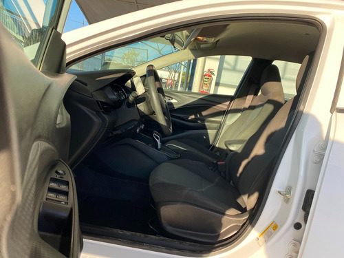 Chevrolet Onix 1.0t Ls At
