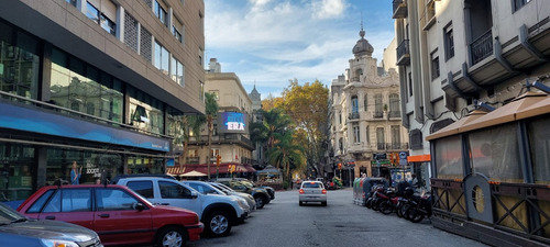 Desarrolladores   Atención !!! Terreno En Excelente Ubicación Del Centro De Montevideo.