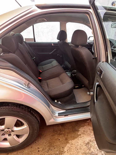 Volkswagen Jetta 2.0 Europa Std 5vel Mt