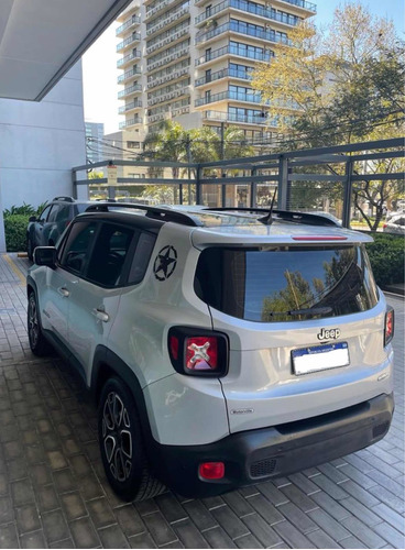 Imagen 4 de 7 de Jeep Renegade 2018 1.8 Longitude At6