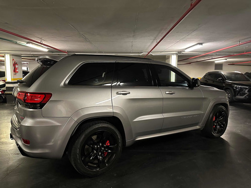 Imagen 6 de 10 de Jeep Grand Cherokee 2015 6.4 Srt Atx 465hp At