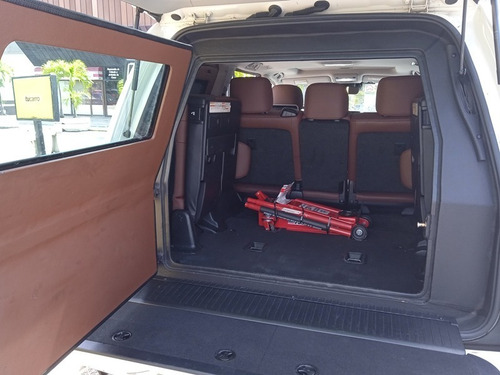 Imagen 7 de 12 de Toyota Land Cruiser