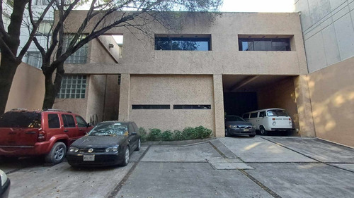 Excelente Bodega En Escandon Con Area De Oficinas Y Estacionamientos