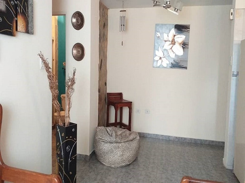 Imagen 4 de 15 de Se Vende Apartamento Paraparal. Res Maniapure. Ata-744 Thamara Guevara 04129515970 / 0416729568 Tg