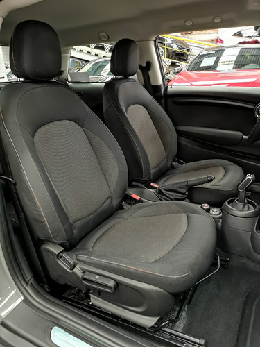 Minicooper Essential 2022