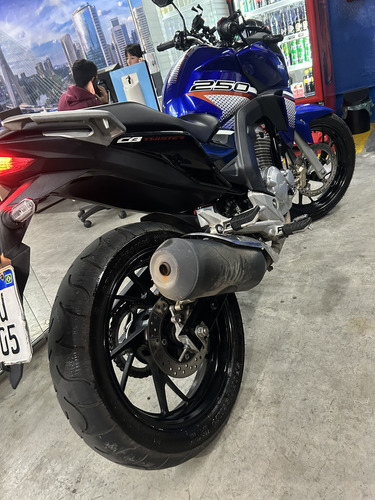 Twister 2022 250cc