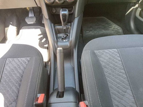 Imagen 8 de 17 de Peugeot 208 2018 1.6 Allure Tiptronic 2018
