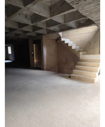 Se Arrienda Local- Bodega Obra Gris, Edificio Mixto En Conquistadores