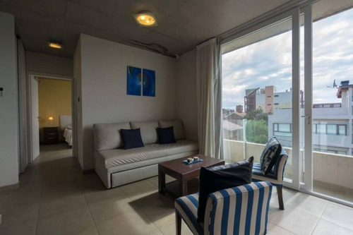 Imagen 2 de 14 de Departamento En Venta - 2 Ambientes - Mar De Ostente - Frente Al Mar