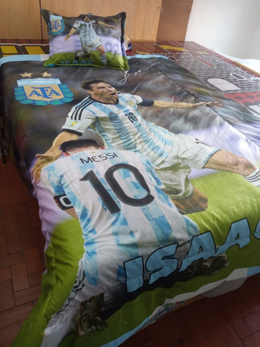 Cubrelecho Messi Campeon Del Mundo Cama Sencilla