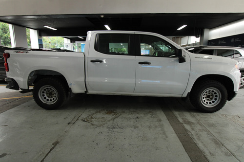 Chevrolet Silverado 5.4 2500 Doble Cabina Ls 4x4 At