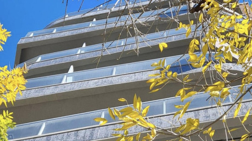 Increíble 2 Ambientes En Piso Alto Con Amenities - Parque Patricios