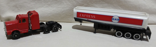 Camión Transporte Combustible Express Gas 1/64 Rojo (Usado)