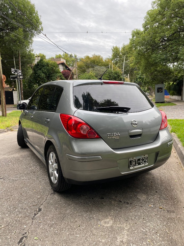 Nissan Tiida 1.8 Acenta