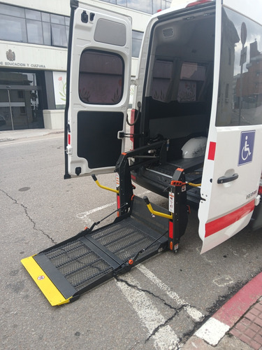 Traslado Personas En Silla De Ruedas