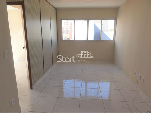 Imagem 3 de 19 de Apartamento À Venda Em Centro - Ap007315