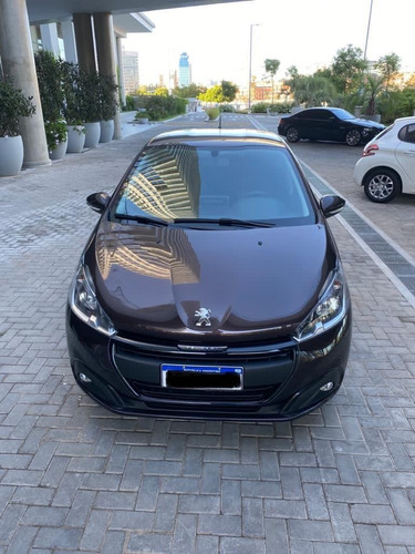 Peugeot 208 Allure