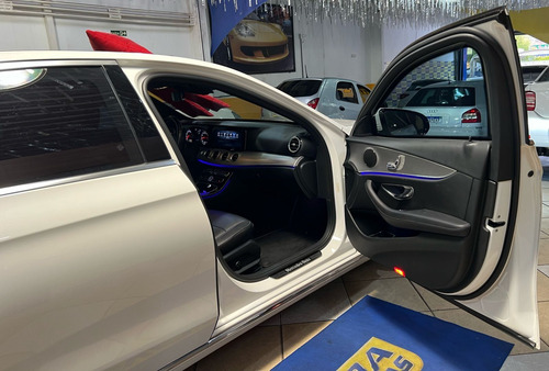 Mercedes-Benz Classe E CGI Avantgarde 2.0 TB 211cv Aut.