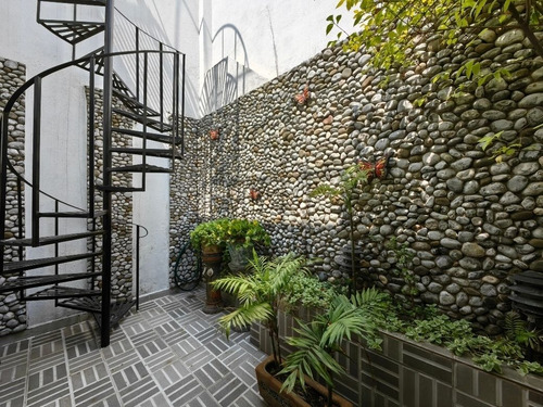 Casa Venta En Col. Real Del Moral / 120m2c