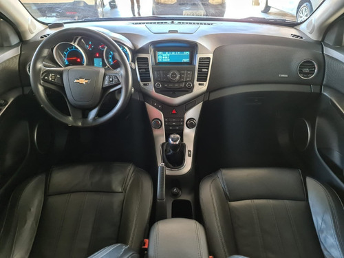 Imagem 9 de 13 de Chevrolet Cruze Sedan Lt 1.8 16v Flex