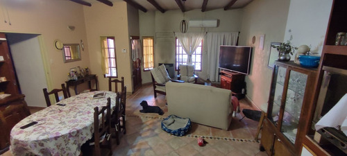 Imagen 4 de 15 de Casa En Venta En José C Paz
