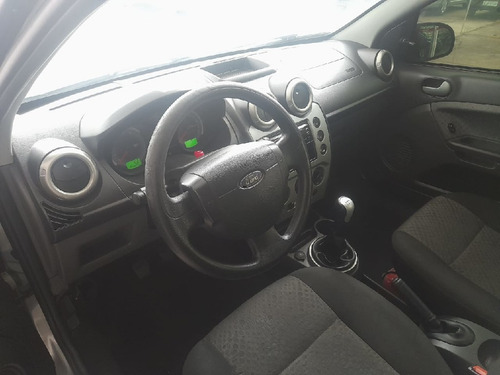 Imagem 5 de 8 de Ford Fiesta 1.0 Rocam S 8v Flex 4p Manual