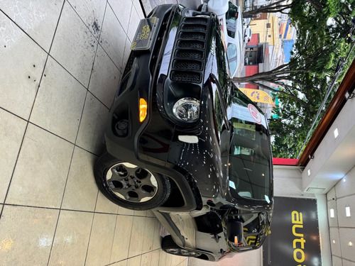 Jeep Renegade 1.8 Flex Aut. 5p