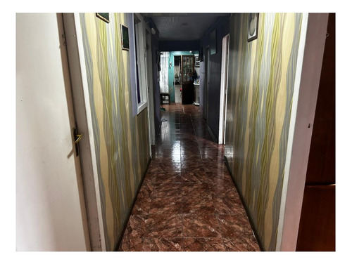 Hermosa Casa En Vta Con Excelente Ubicación!