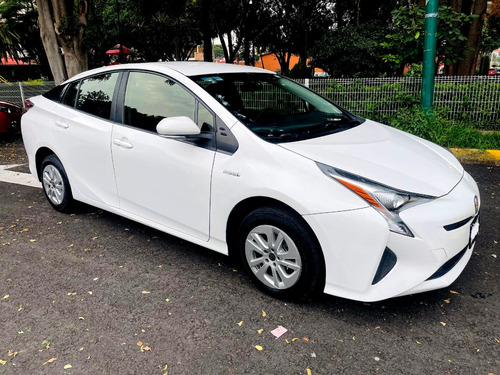 Toyota Prius 1.8 CVT