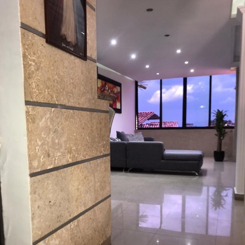 Imagen 6 de 14 de Venta Townhouse Lomas Alto, Urb Lomas Del Este Valencia