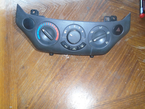 Vendo Control De Aire Acond. De Chevrolet Aveo Año 2013