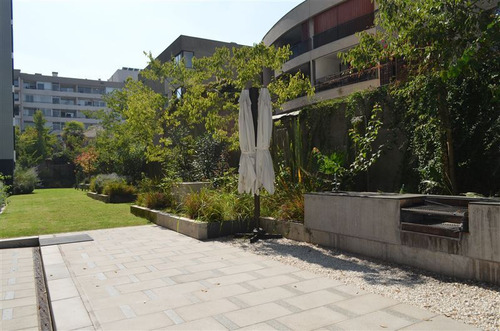 Venta Departamento De 2d-2b-1e Bustos-providencia