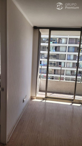 Departamento En Venta De 1 Dorm. En Estación Central